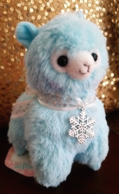 crappycornus:  Look what I got!! My first (and most likely only) happy snow! His name is Julian and loOK AT HIS FACE HES SO CUTE THANK YOU @rosy61987 