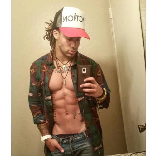 flashmanwade:  Selfie for the Monday cause lol  Hope y'all have a wonderful day!   #MCM #FlashmanWade #DinosaurSex