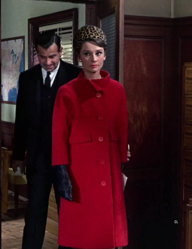 Costume Lovers 🧜‍♀️ — Regina Lampert (Audrey Hepburn) Red coat.. Charade...