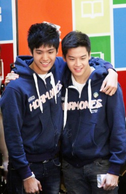 Tou Sedthawut & March Chutavuth