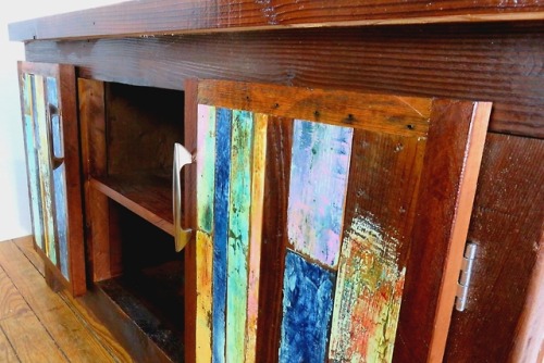 sosuperawesome:Painted Reclaimed Wood FurnitureTrashstudio on EtsySee our #Etsy or #Furniture tags