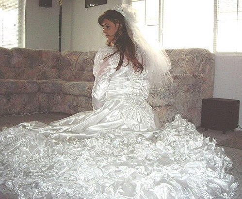 thetransgenderbride:This young and beautiful bridal crossdresser is Aspen.