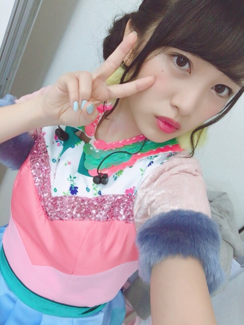 #ハイテンションの衣装だよ #向井地美音 #AKB48