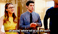 cbssupergirlgifs:  Imagine there are multiple versions of Earth…