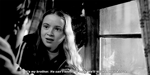 itsthatunique:#protective mom steve activated.