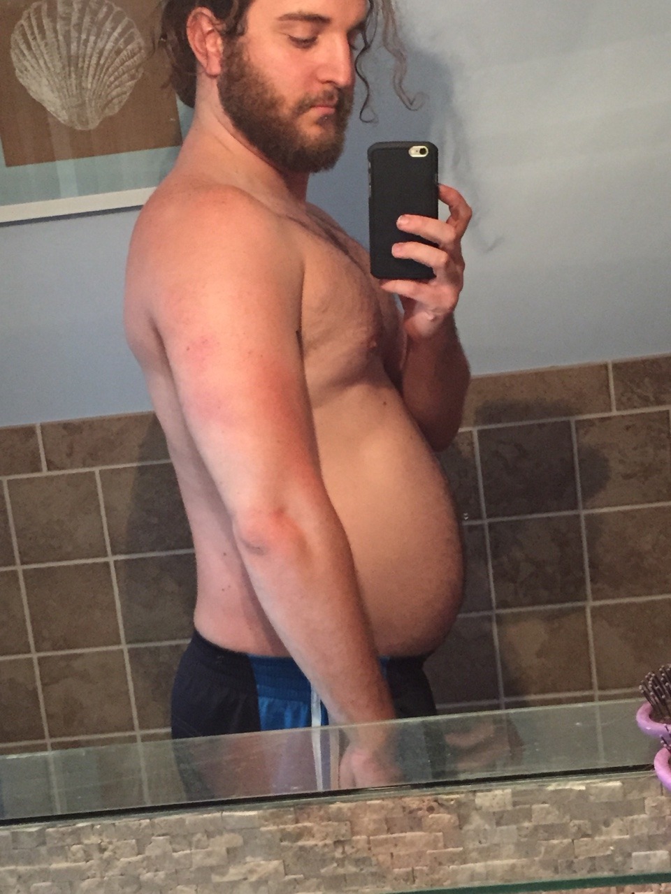 inkedbearfeeder:  losemybreath4444:  Post fourth of July dinner stuffed  Woooof!!