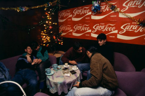 lilium-bosniacum: Christmas day in Sarajevo, Bosnia. December 25, 1994. Patrick Robert