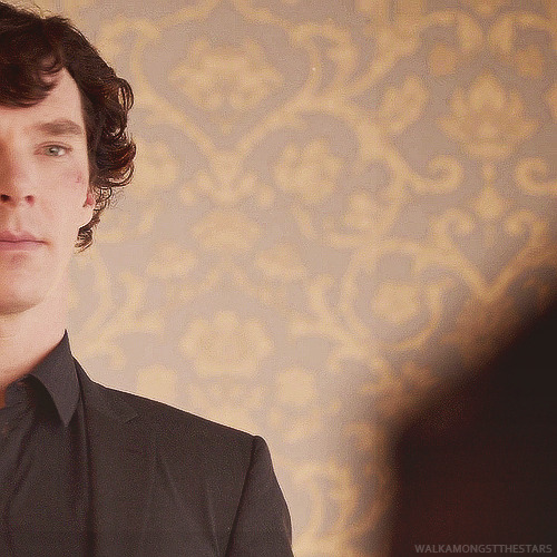 walkamongstthestars: Somebody loves you