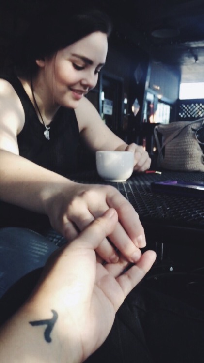lajedijess:She makes me question the debate on how perfect things can’t exist, because just wow.