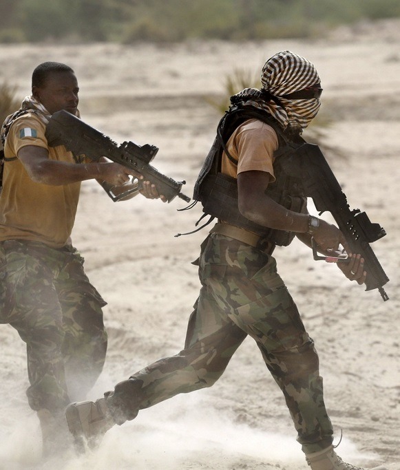 fnhfal:  Nigerian Special forces  