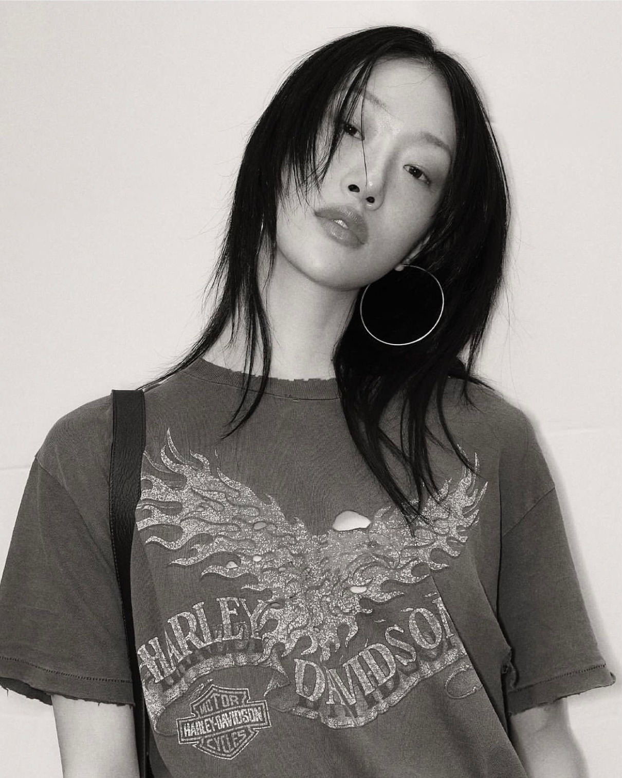 Sora Choi Archive — Sora Choi at Alexander McQueen S/S 2022 Show ©