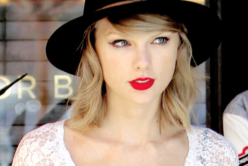 wonderlandtaylor:My ambition was to start a new book with the next album and not just a new chapter.