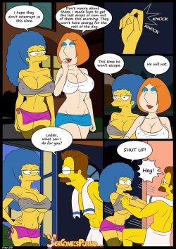 margesimpsonxxx:    Marge Simpson &amp; Lois Griffin by CrocMARGE SIMPSON XXX Tumblr