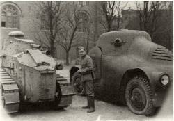 bmashina:  German soldiers have captured equipment - tank “Renault FT” and an armoured car Skoda OA vz.23