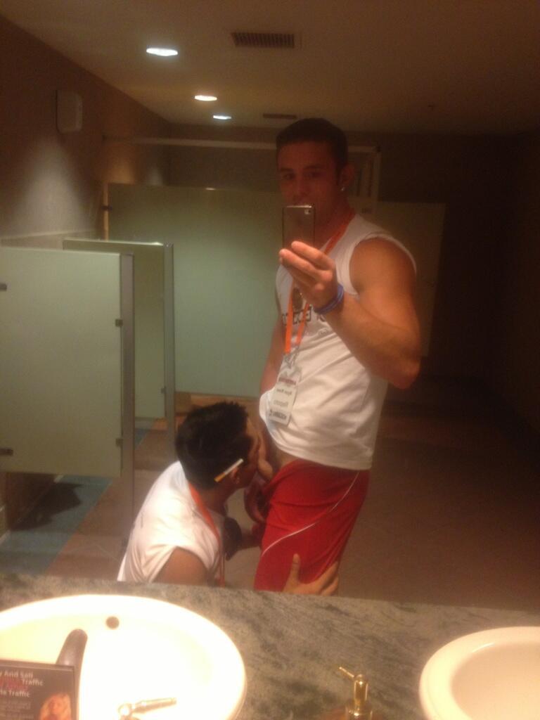 cumintosubmission:  Getting head in a public restroom like a boss.