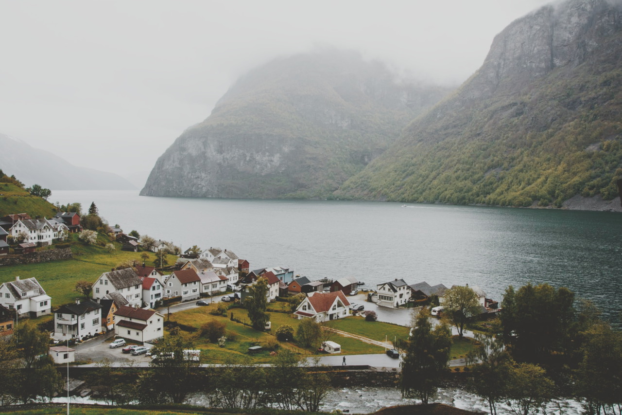 blackfitnessrocks:  expressions-of-nature:  Norway by biambarbieri  Get out and
