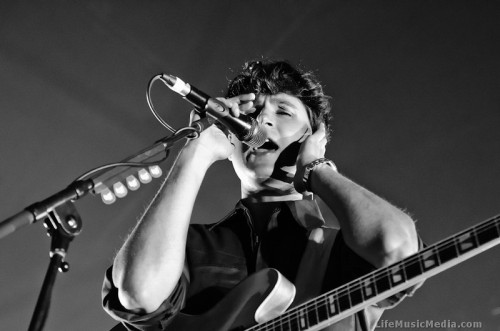 teamvampireweekend:Ezra Koenig at the Hordern Pavilion in Sydney, Australia (Photos by Marie de Vera