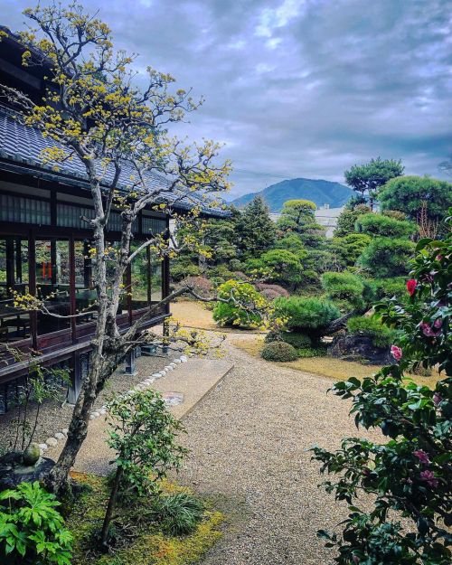 がんこ亀岡楽々荘庭園 [ 京都府亀岡市 ] Ganko Rakurakuso Garden, Kameoka, Kyoto ーー京都銀行の前身の創業者・田中源太郎の旧宅に七代目 #小川治兵衛 が作庭し