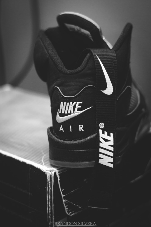 bvsedjesus:  nike   
