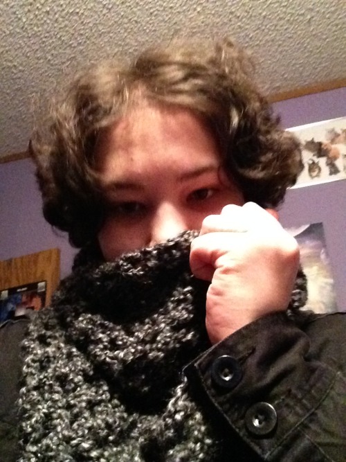 dippy-the-fresh: hi i got a scarf