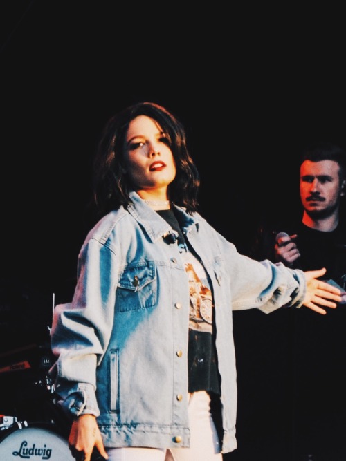 thekingdxm: Halsey // Sonic Boom