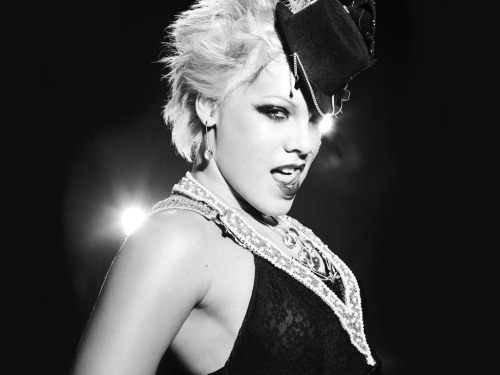 celebnow:  P!nk 