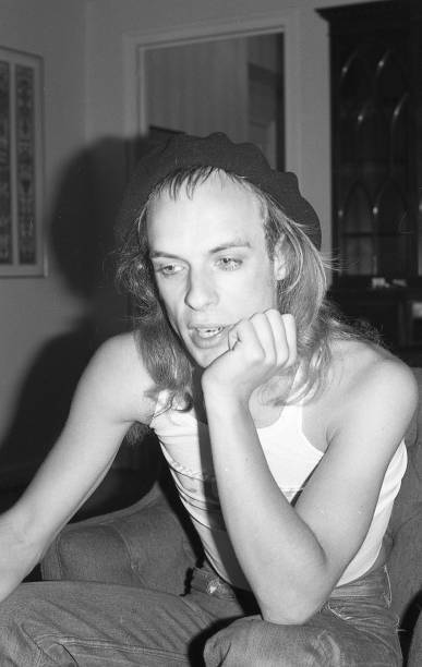 thisaintnomuddclub:  Brian Eno at the Drake Hotel, 1974. Photos by Linda D. Robbins