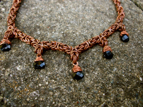 captainkaltar: Medieval Black Onyx and Chain Mail Copper Necklace. For sale on my Etsy shop.