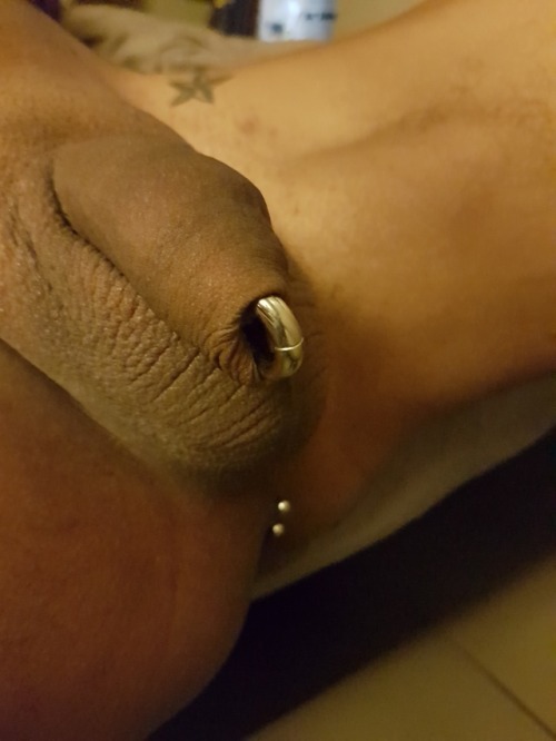 oxes13:⭐⭐⭐ oxex13 My new 2g PA piercing cock &amp; guiche piercing rbluefire13@hotmail.com ⭐⭐⭐