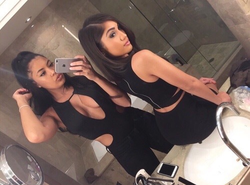 https://www.instagram.com/rachellexsalama/ 