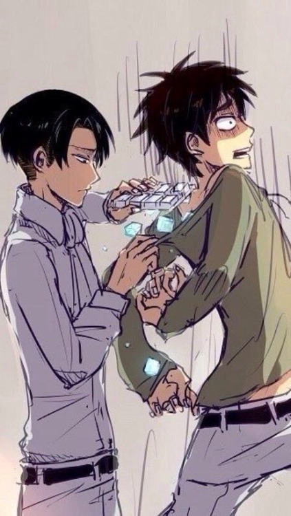 dandere-wants-2-know:  I haven’t done shingeki no kyojin in FOREVER. *screams and