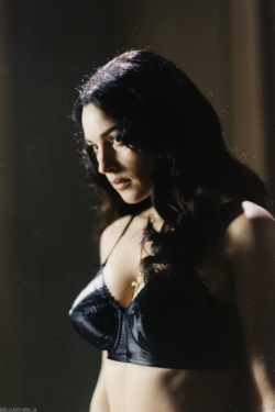 bellucci-bella: Monica Bellucci in Malèna