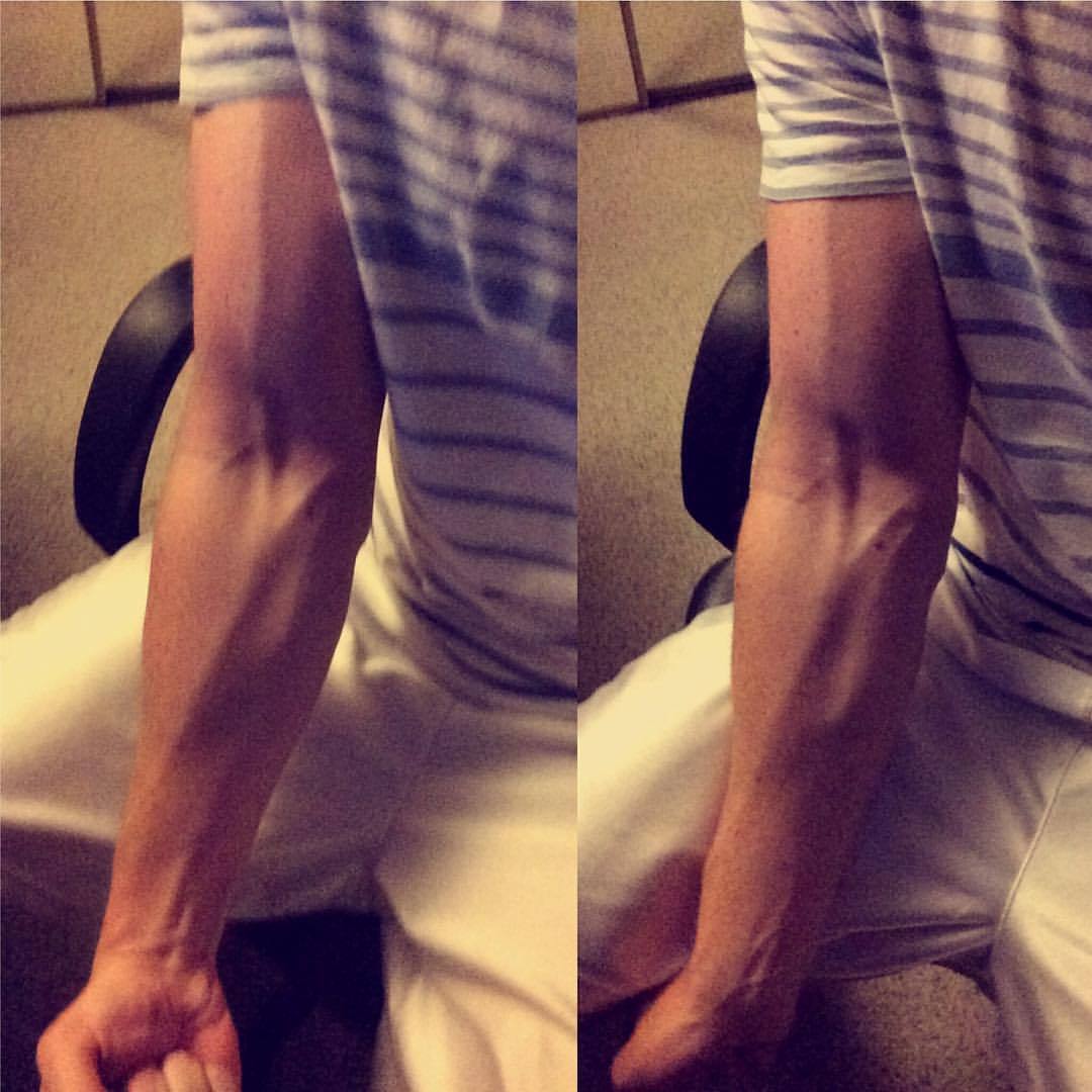 sampreme:  I just have an obsession with myself clearly. I’m my own #wcw #veins#muscles#arms#gym#fit#fitness#healthy
