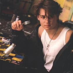 up-in-the-air10:  Happy Birthday Johnny Depp ❤