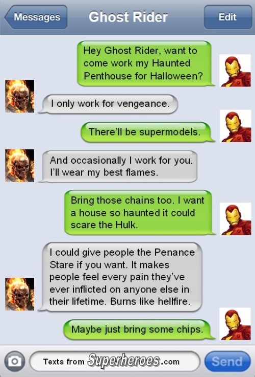 textsfromsuperheroes:  Happy Halloween from Texts From Superheroes! 