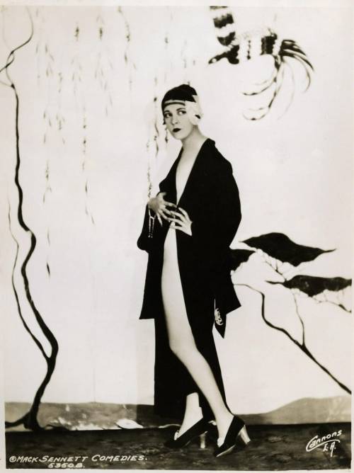 Madeline Hurlockhttps://Painted-Face.com/