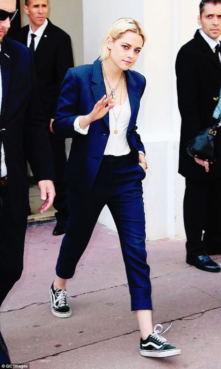 kstewstreetstyle:  More fashion at KStew Street Style &gt;&gt;