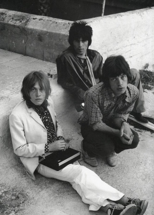 ladybegood:Brian Jones, Mick Jagger, and Keith Richards in Marrakech photographed by Cecil Beaton, 1