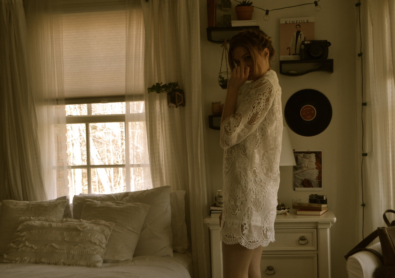 christiescloset:tiny post of today here ♥ and grab this beautiful dress from pixie