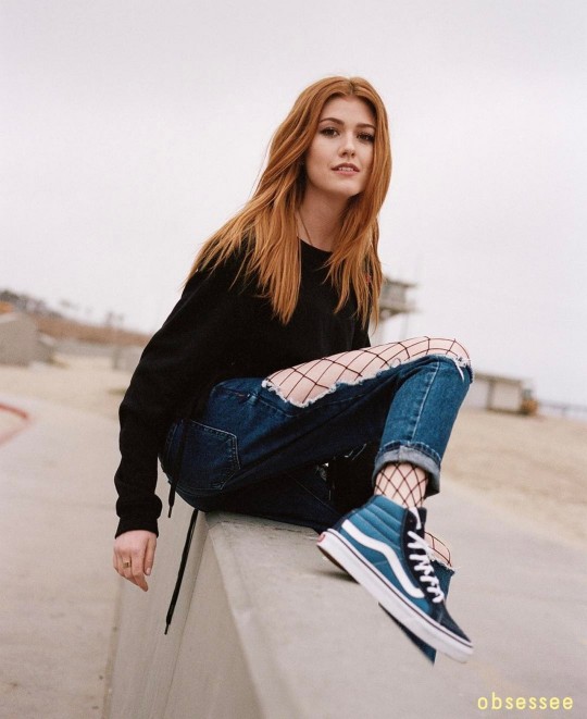 Katherine McNamara  E2ffcbf98931ad64bf34dd131b9bd6cbf55cb9ce