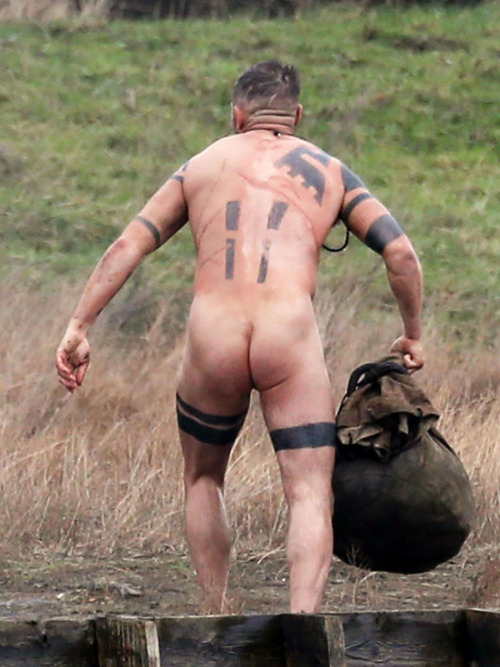 famous-naked-male:  Tom Hardy naked on the set of Taboo