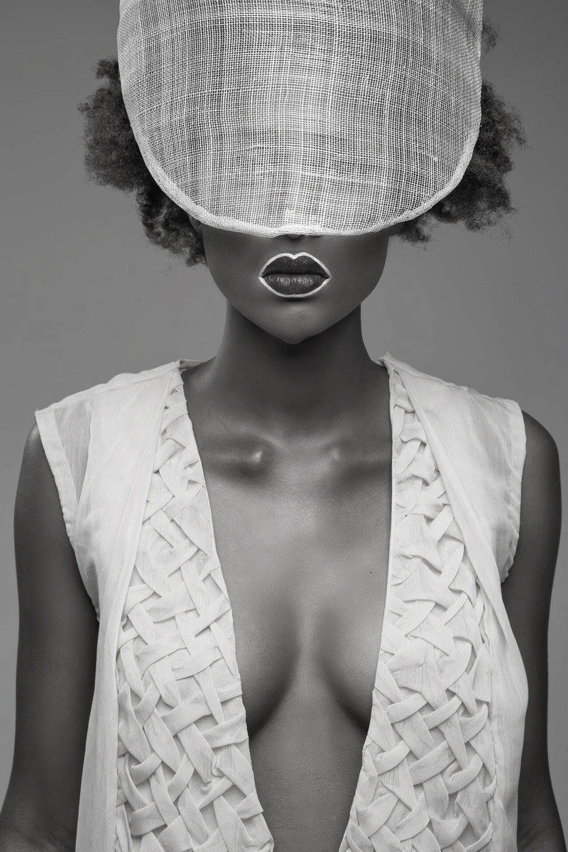 highmelanina:  Melanin Goddess: Leylarh Cadne Photographer: Emmanuel Oyeleke 