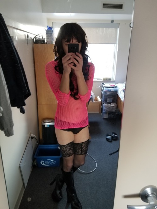 sissy-mchayla:just your local wannabe hooker