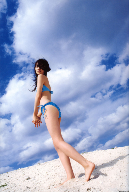 Sayumi Michishige - Among an area of slanted sky