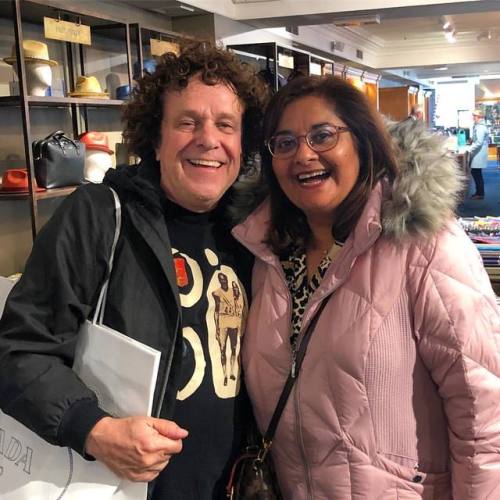 @juliekass met the love of her life at Fortnum’s today. #leosayer (at Fortnum &amp; Mason)https://w