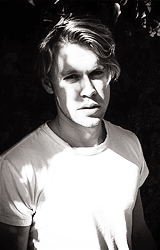 feystreet:  fave pics of chord overstreet in 2013 - part 2 