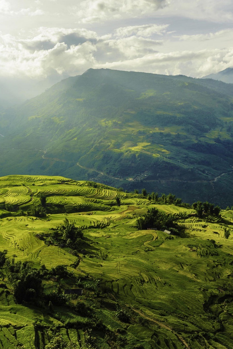 sublim-ature:  Lao Cai, VietnamTruong Cong Hiep