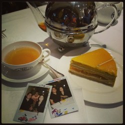 HBD @macgeenow !!! Mwuah Mwuah!!!  (at TWG Tea Salon)