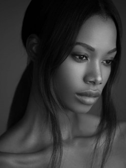 crystal-black-babes:  Sigail Currie - Black Models from Jamaica Jamaican Black Models | Caribbean Black Models