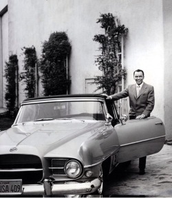 carversed:  Frank Sinatra and his Dual-Ghia convertible